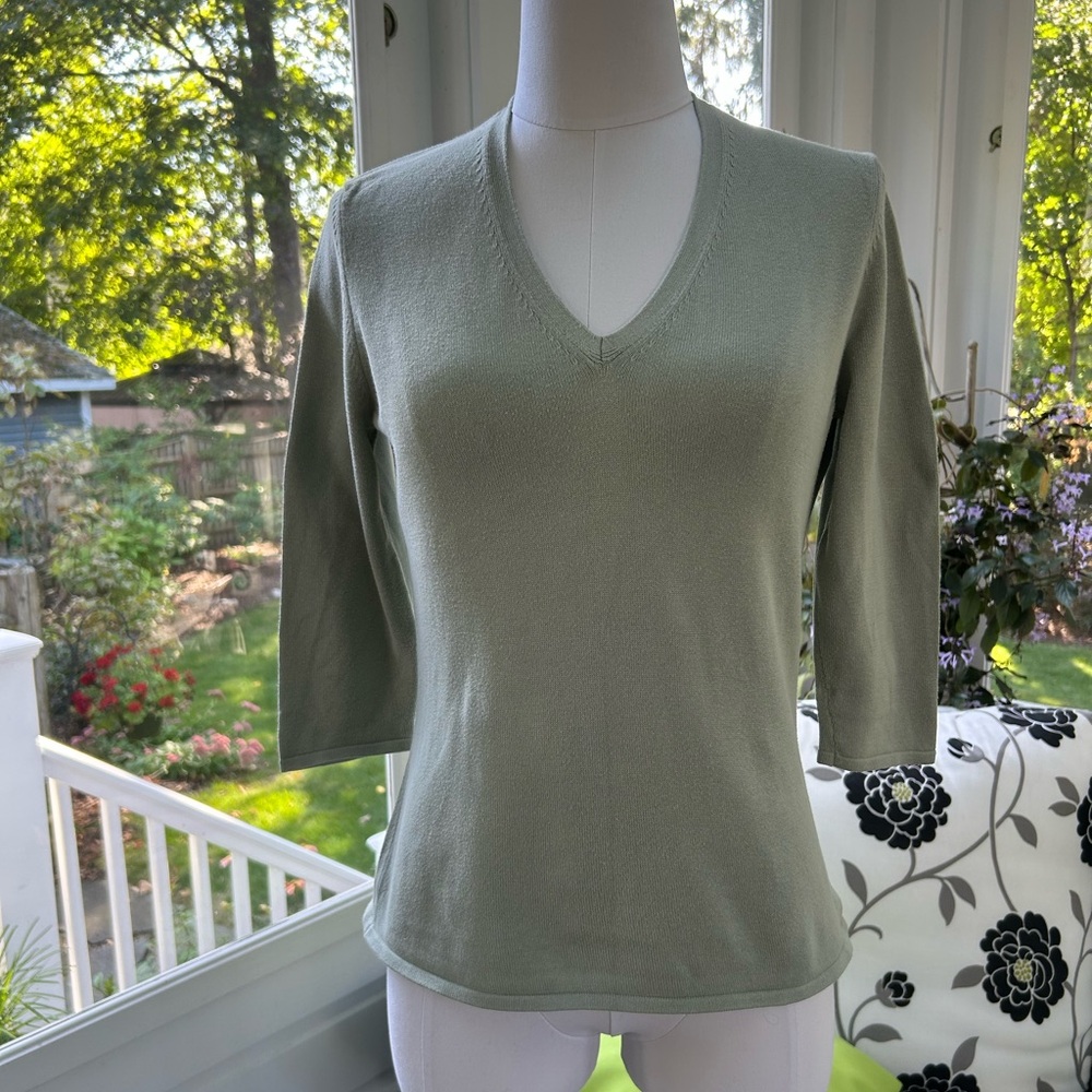Vintage Brooks 346 Sage Green 3/4-Length Sleeve V-Neck Sweater